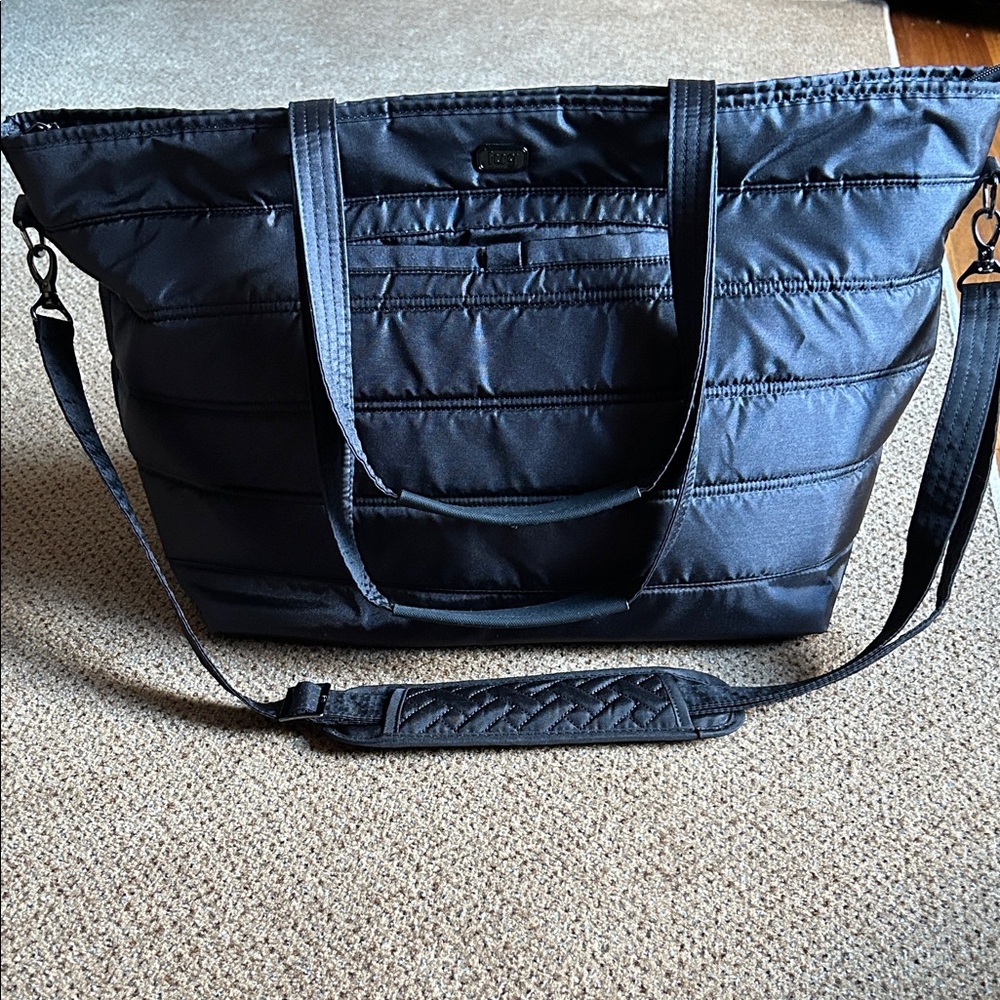 EUC Lug Avion in Black